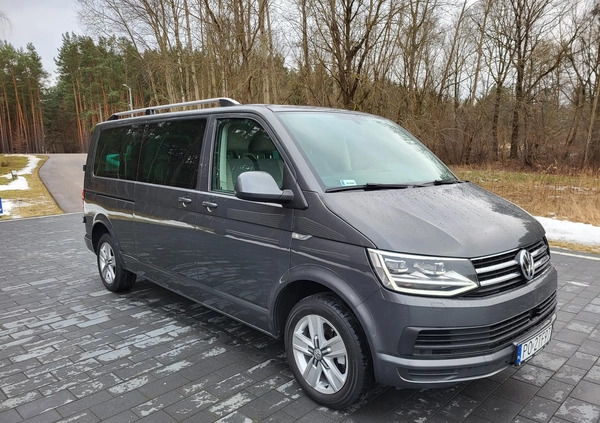Volkswagen Caravelle cena 139900 przebieg: 145436, rok produkcji 2017 z Daleszyce małe 191